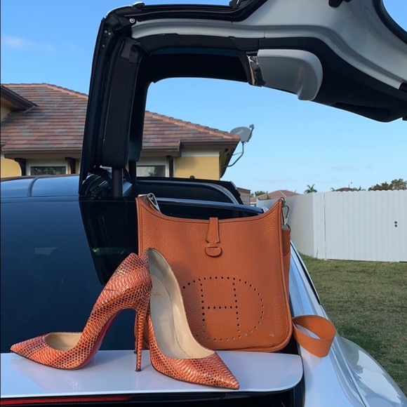 Hermes Handbags - Hermès Evelyn